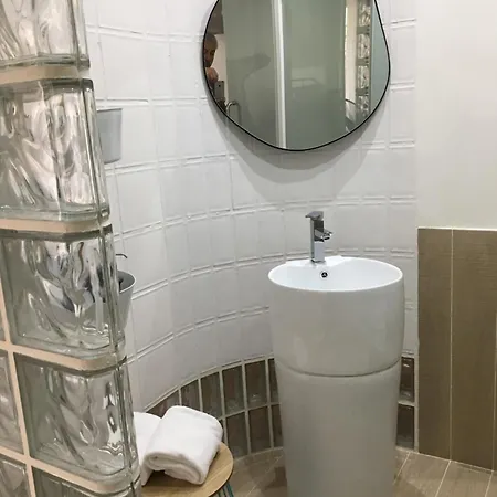 Homely * 萨拉曼卡