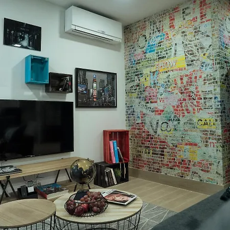 Homely Apartamento *