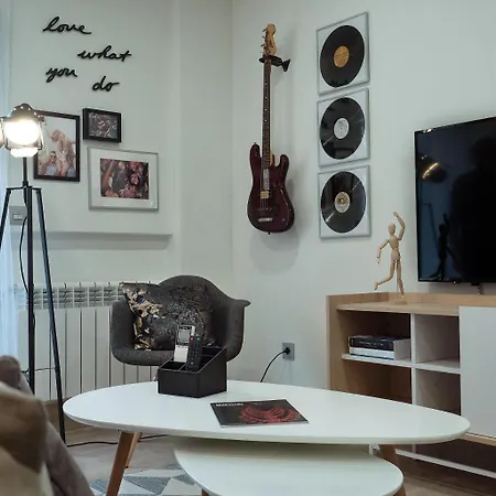 Homely Apartman
